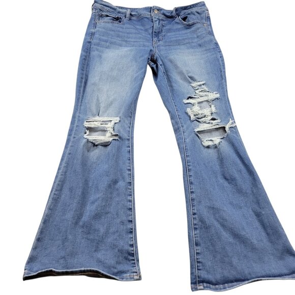 American Eagle Jeans Womens 16 Short Kick Boot Medium Wash Distressed Denim - Picture 1 of 8